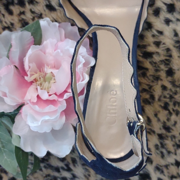 Chloe Lauren Scalloped D'orsay Heel Sz. 39 - Picture 2 of 7